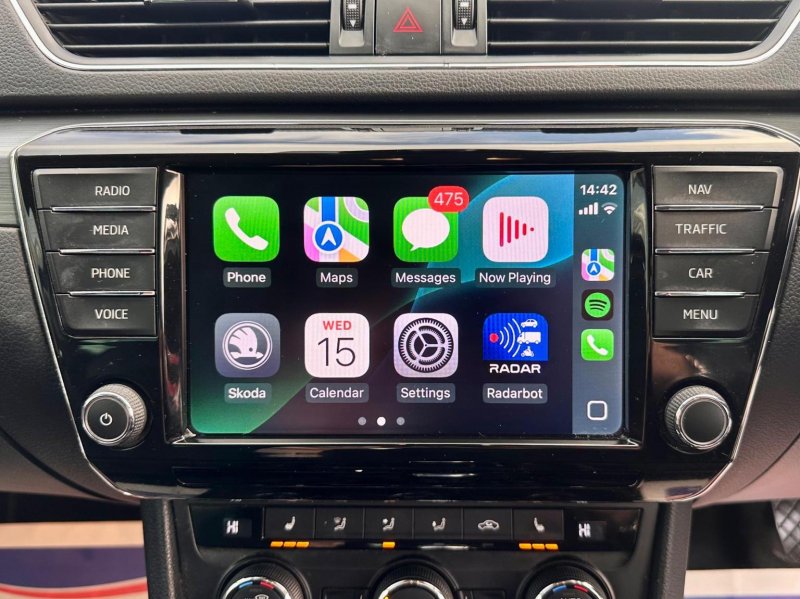 SKODA SUPERB