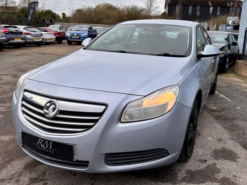 VAUXHALL INSIGNIA