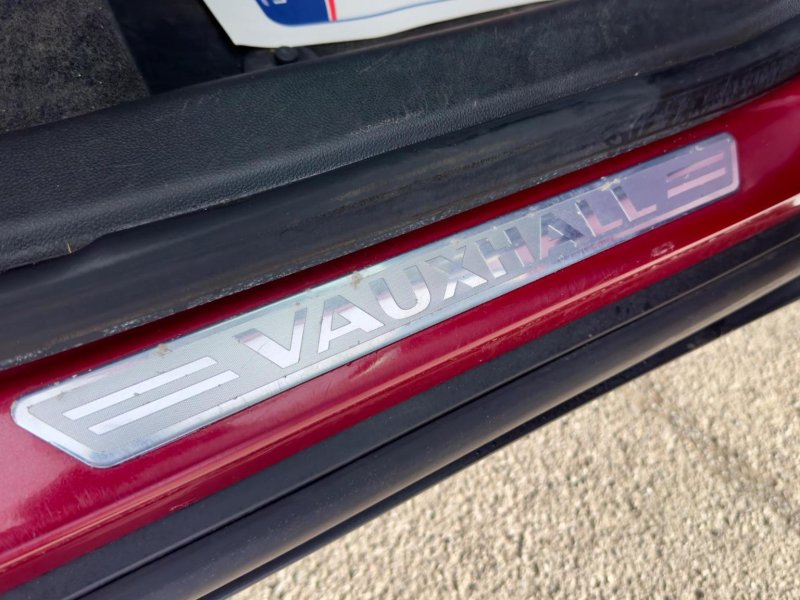 VAUXHALL MOKKA