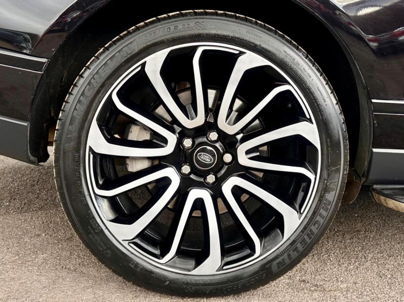 LAND ROVER RANGE ROVER