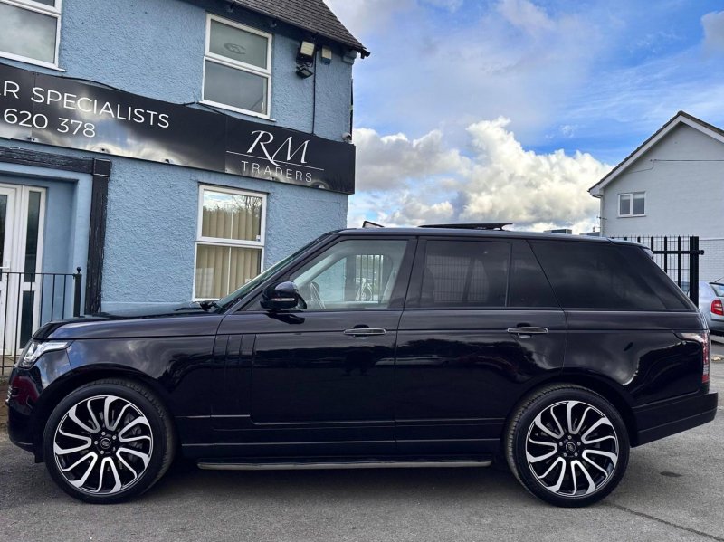 LAND ROVER RANGE ROVER