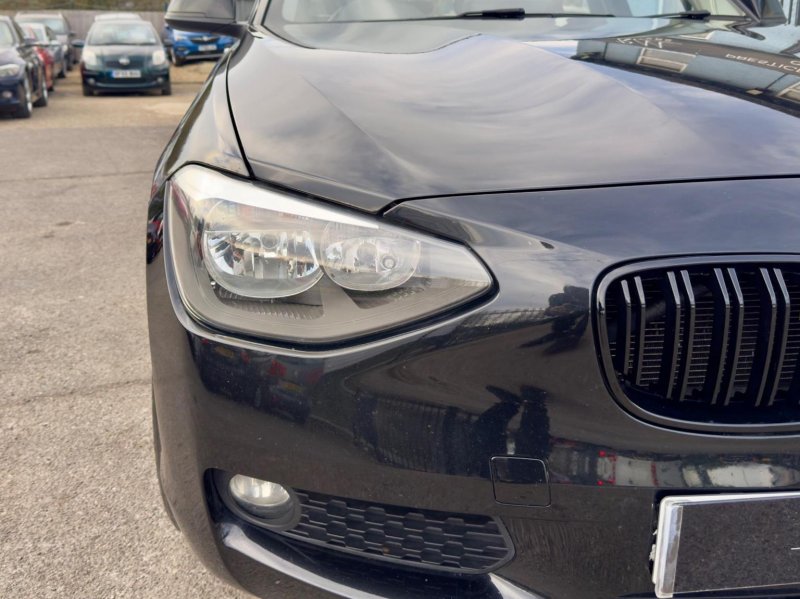 BMW 1 SERIES