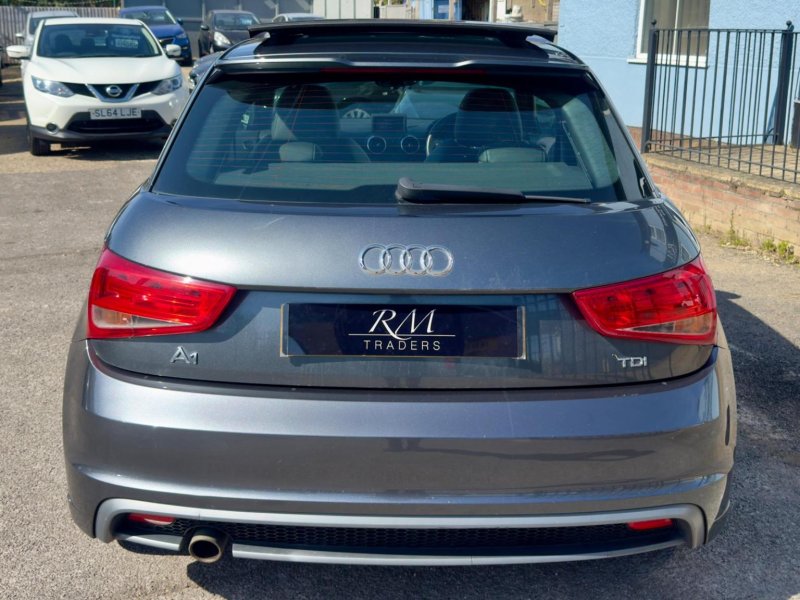AUDI A1