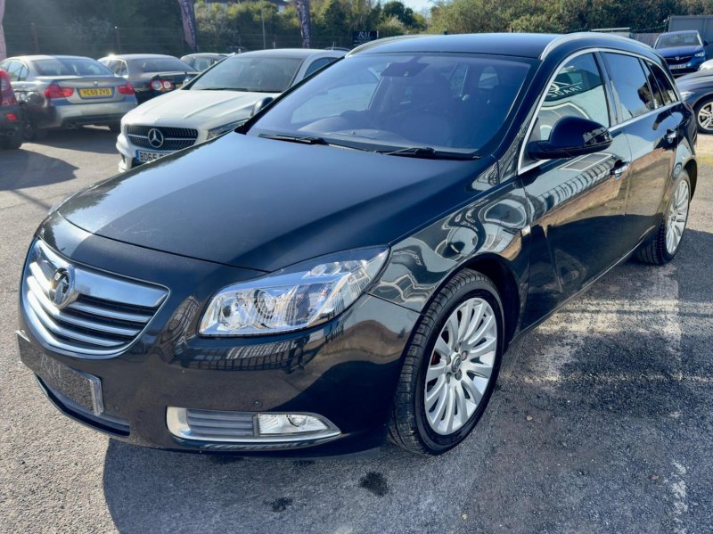 VAUXHALL INSIGNIA