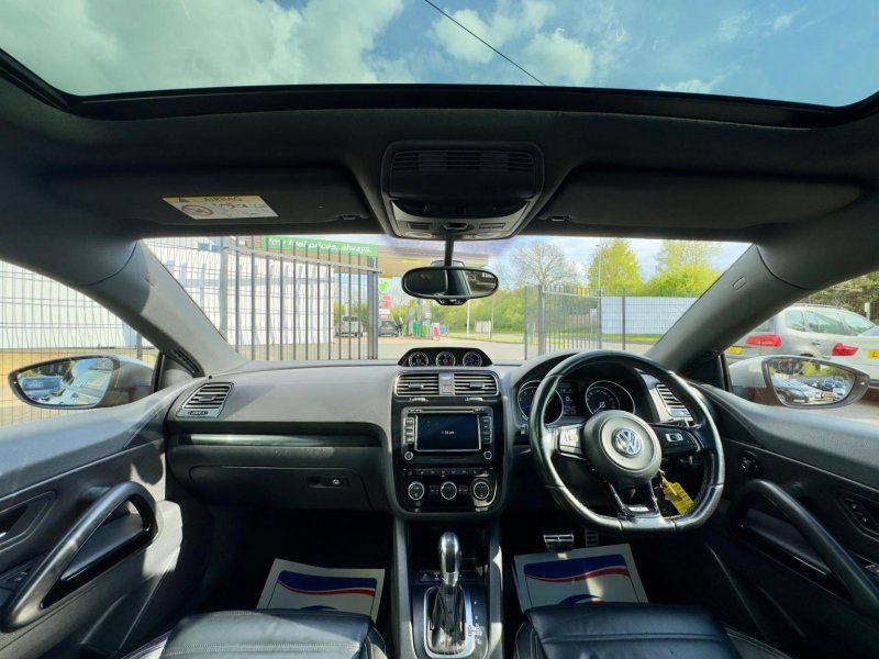 VOLKSWAGEN SCIROCCO