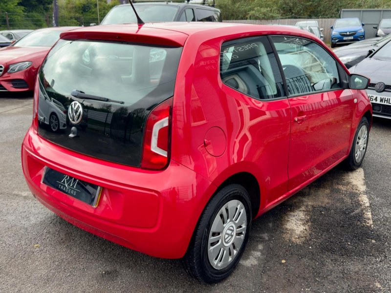 VOLKSWAGEN UP