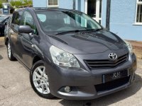 TOYOTA VERSO