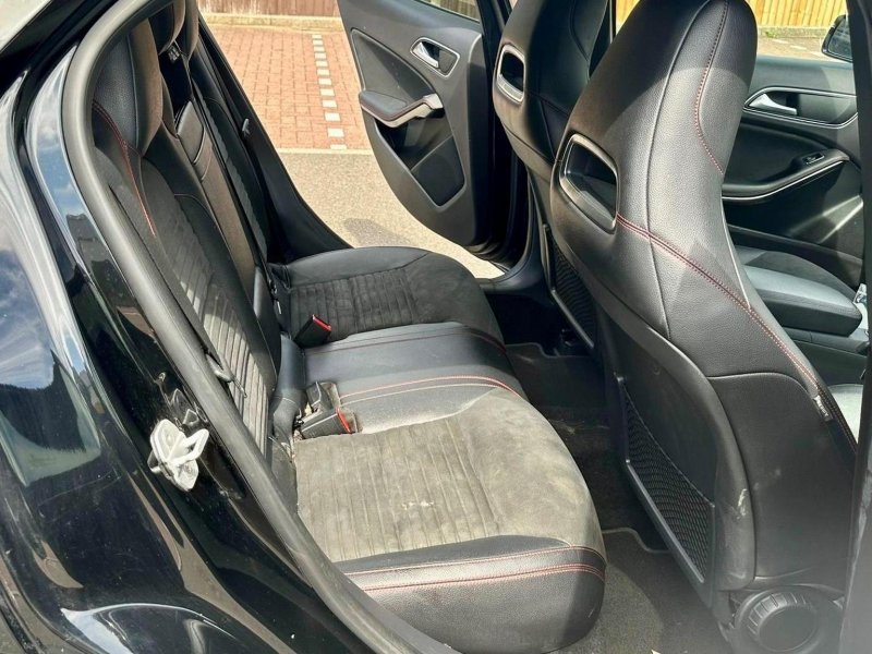 MERCEDES-BENZ GLA CLASS