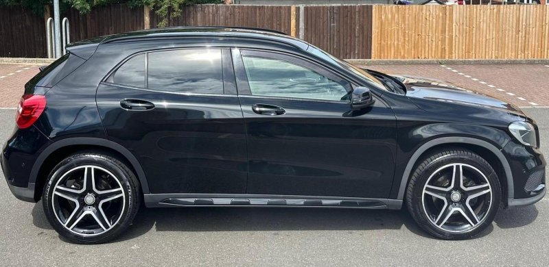 MERCEDES-BENZ GLA CLASS