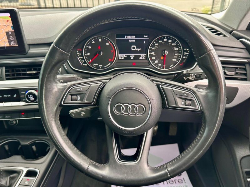 AUDI A4 AVANT