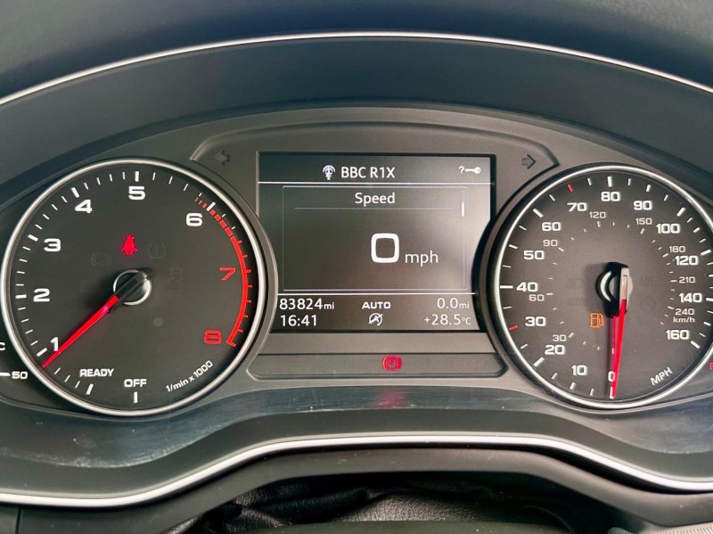 AUDI A4 AVANT